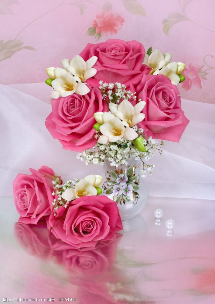 15朵粉色玫瑰代表什么_粉色玫瑰代表什么_粉色玫瑰代表