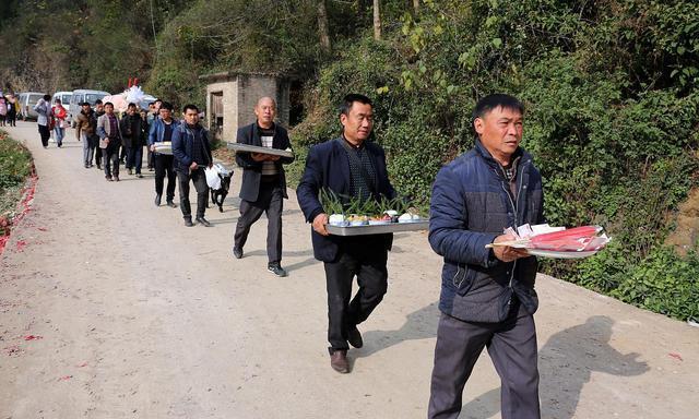 梦见看到死人脸_你能看到光头的人脸吗_邯郸市峰峰矿区死人脸