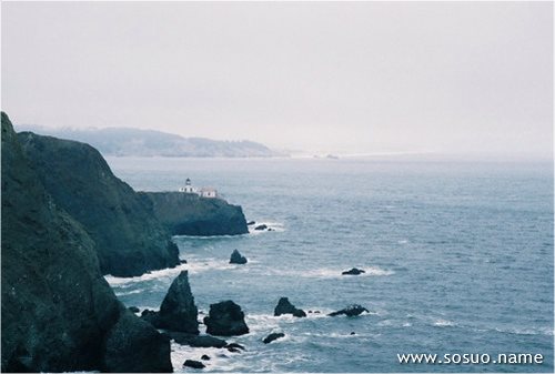 孕妇梦见爬陡峭的山_梦见爬到山顶上与人_梦见山