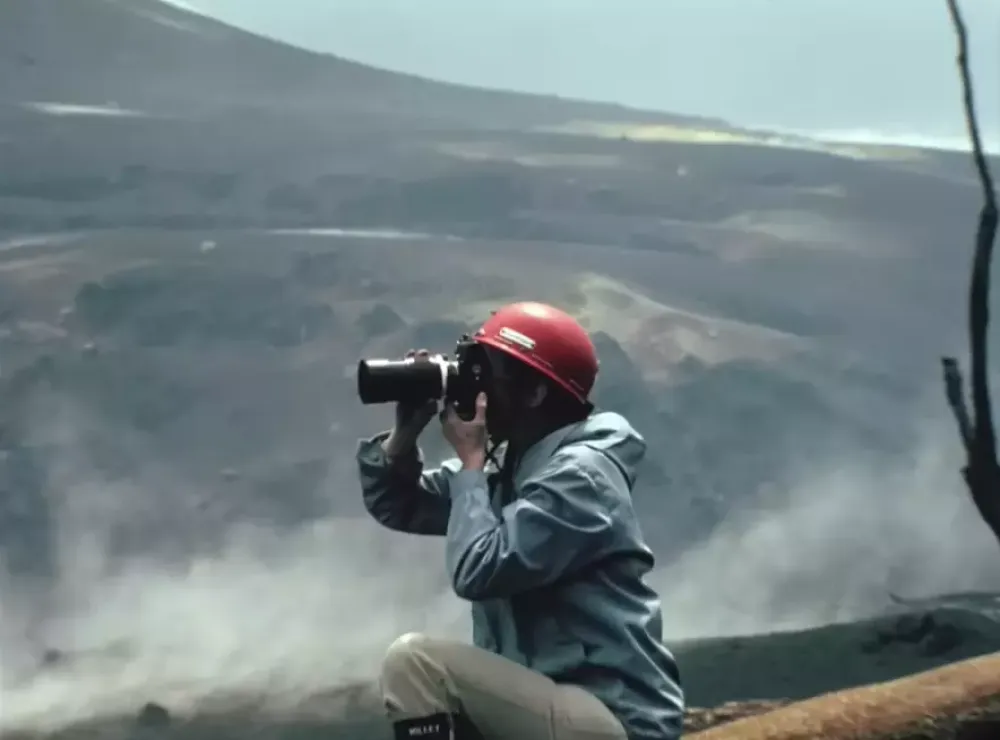 梦到火山爆发_意大利超级火山8级爆发_智力火山再次爆发