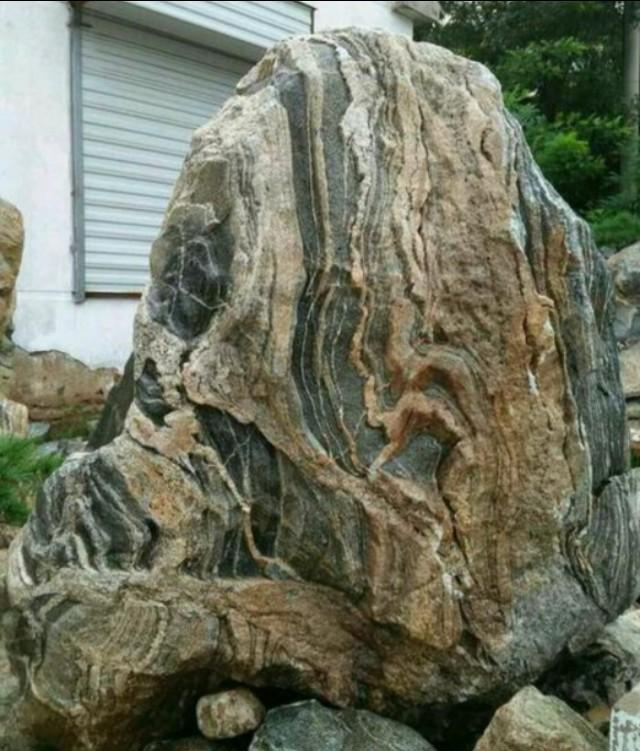 泰山石是什么岩石类型_什么是泰山石_泰山石是不是泰山上的石头