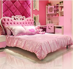 粉色女孩儿童床