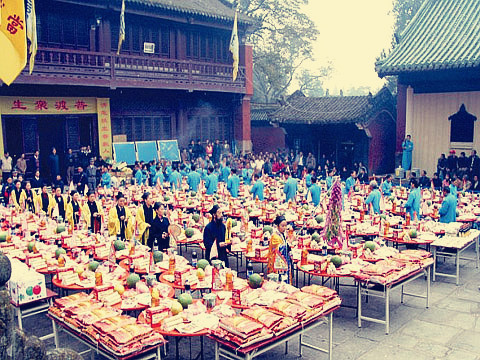 中元节、盂兰盆节各地都有什么饮食习俗