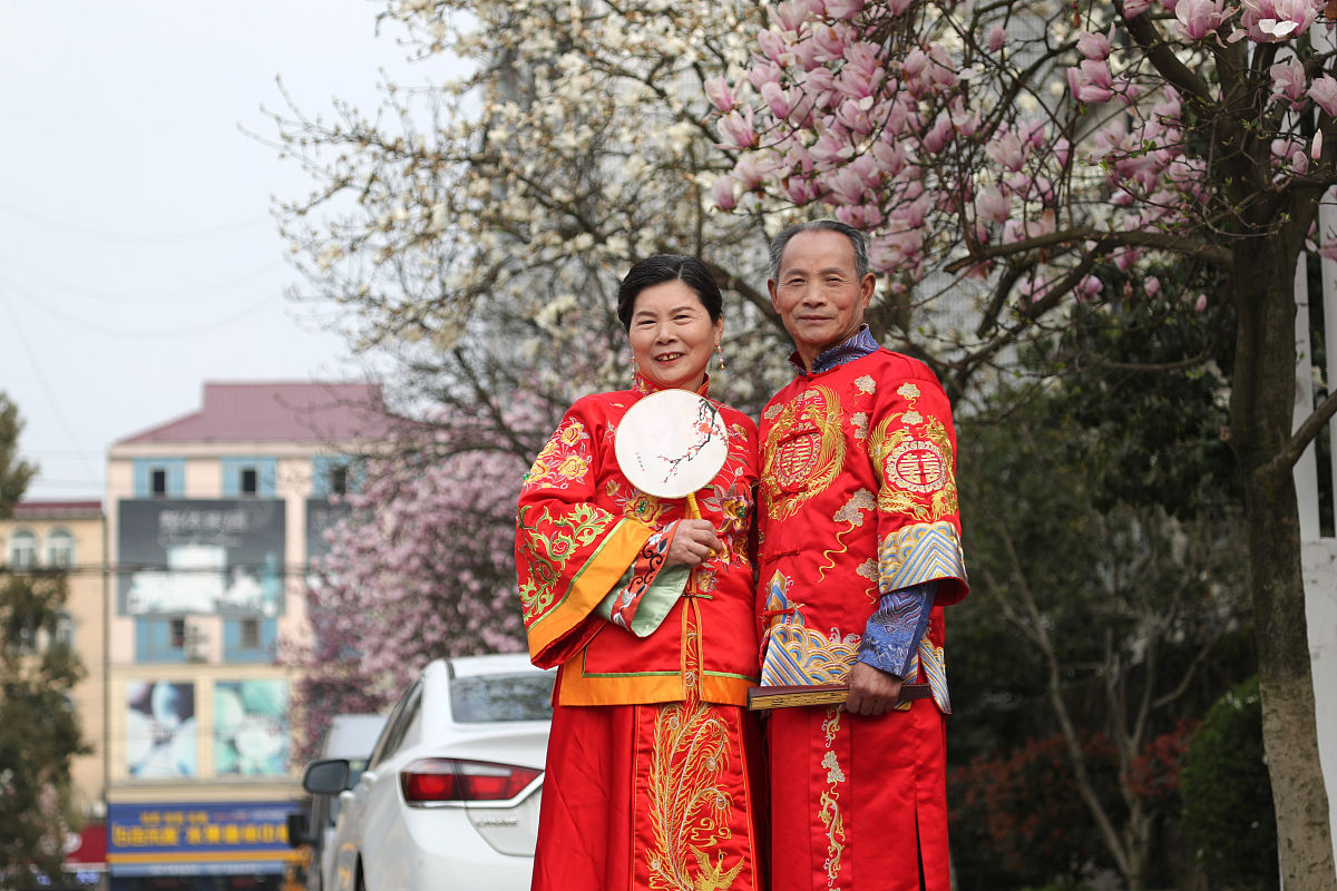 万年历的合婚订婚是什么意思 男女配婚中的大婚是什么意思