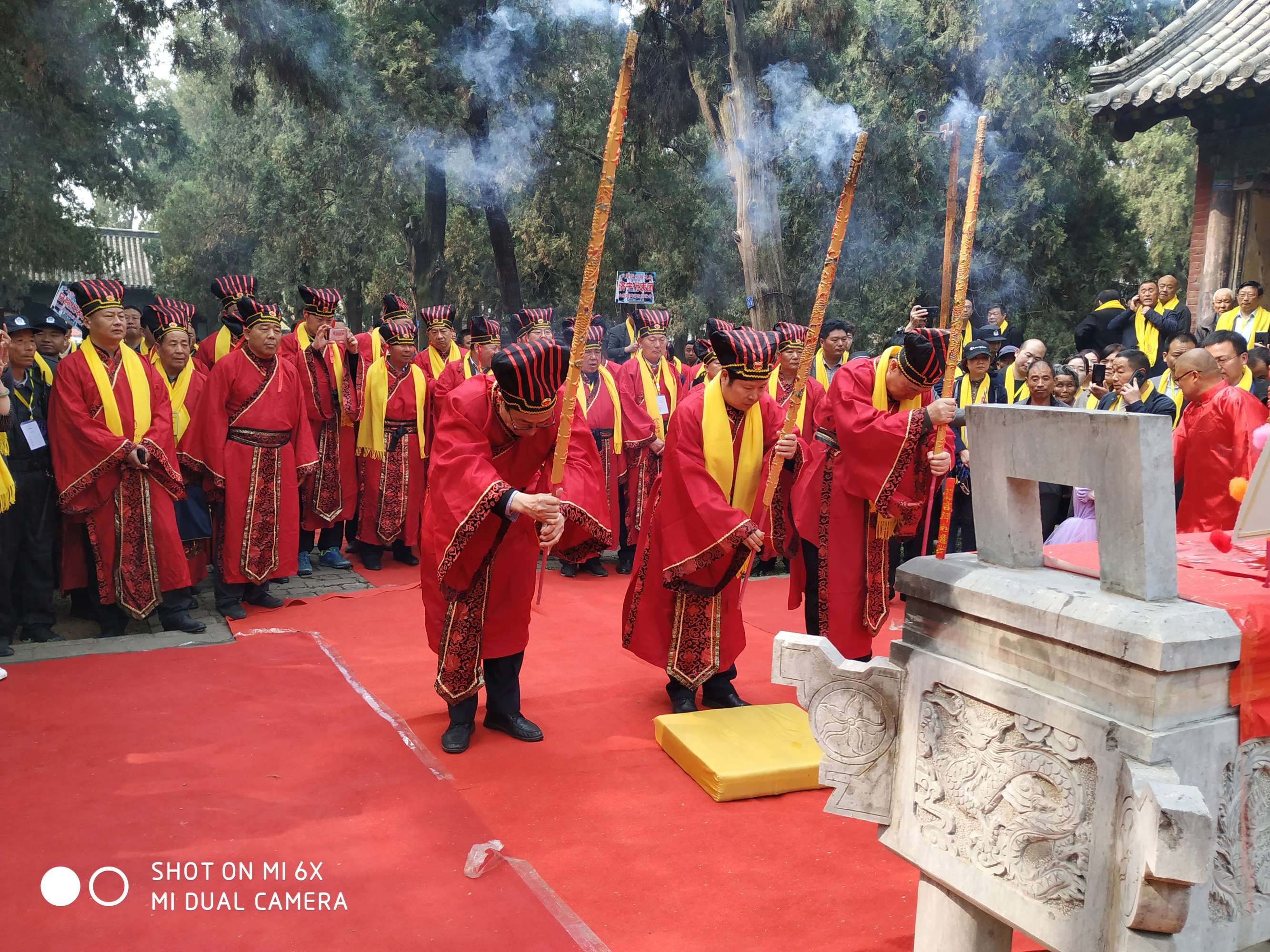 农历十月初一是什么节：传统寒衣节和道教民岁腊