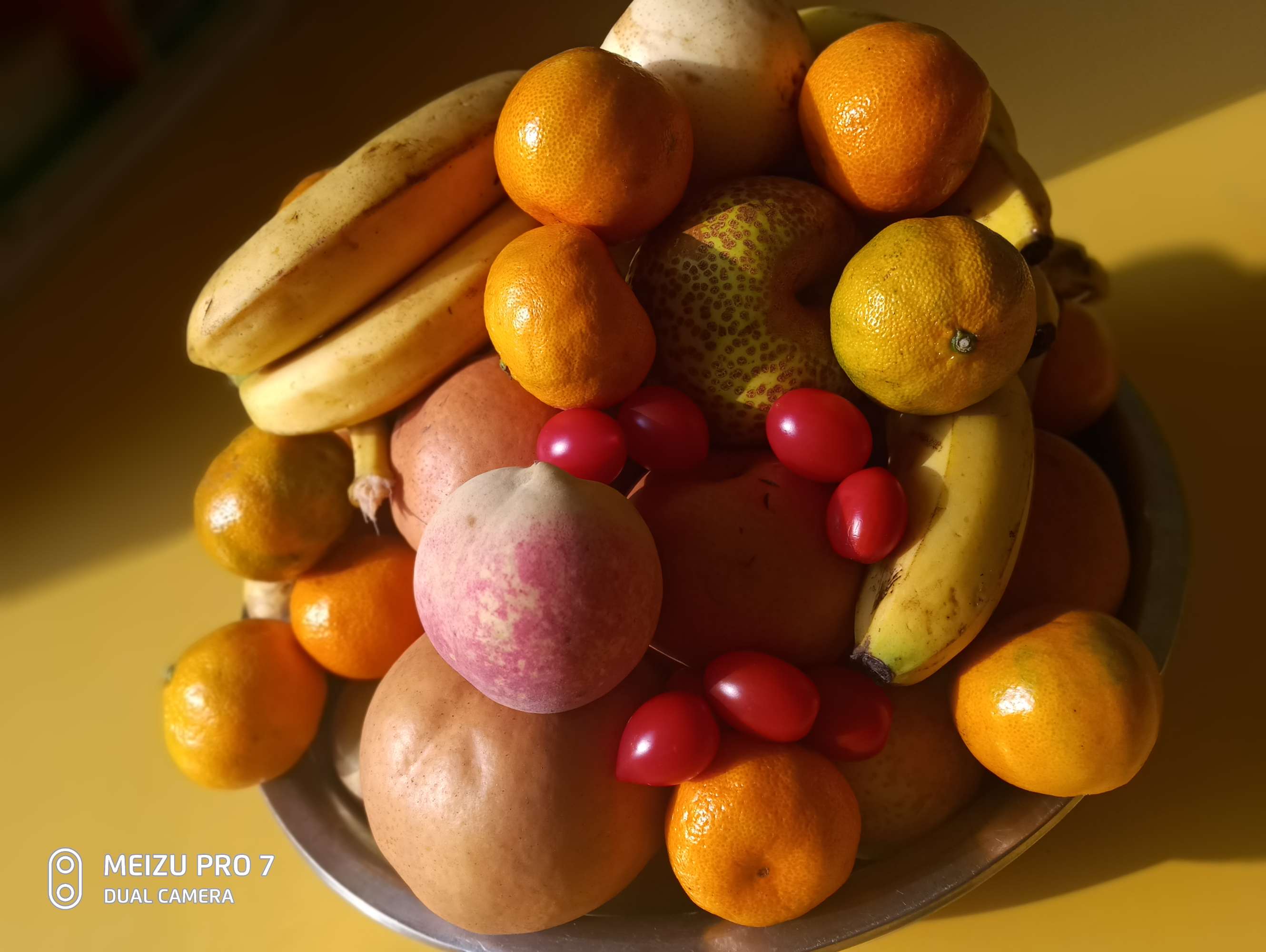 上供最好的五种水果:苹果/橘子/桃子/香蕉/橙子(数量讲究)