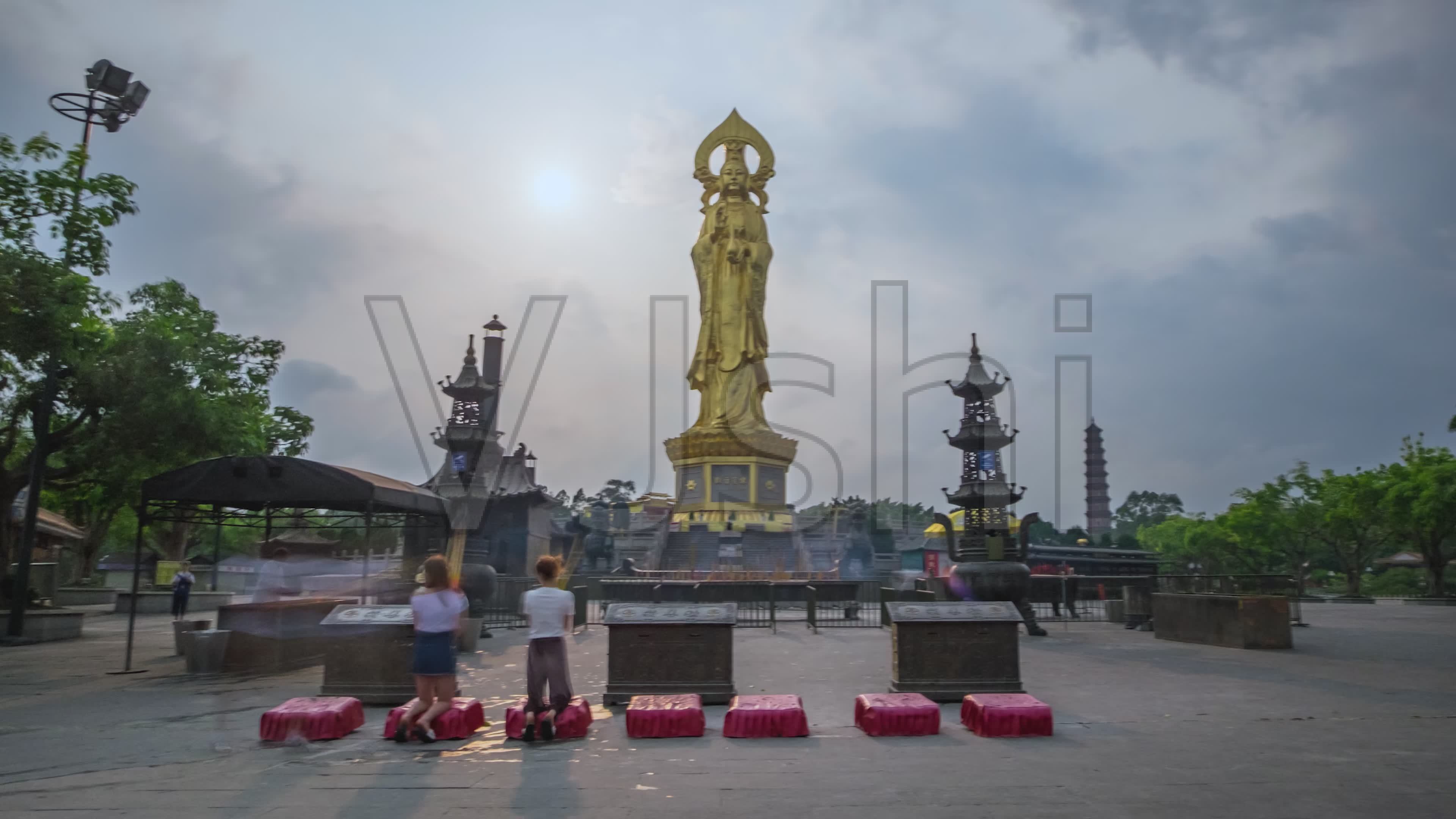 灵顺寺解签第十八签 莲花山求签第七十二签