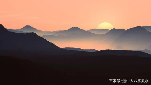 命理人生 ｜ 戊土，每个字都有自己独特的风采